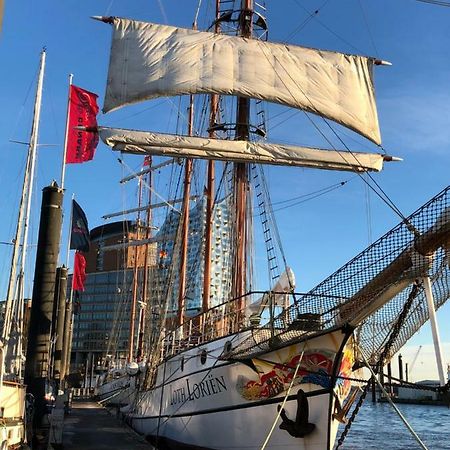Segelschiff Loth Lorien Hotel Hamburgo Exterior foto