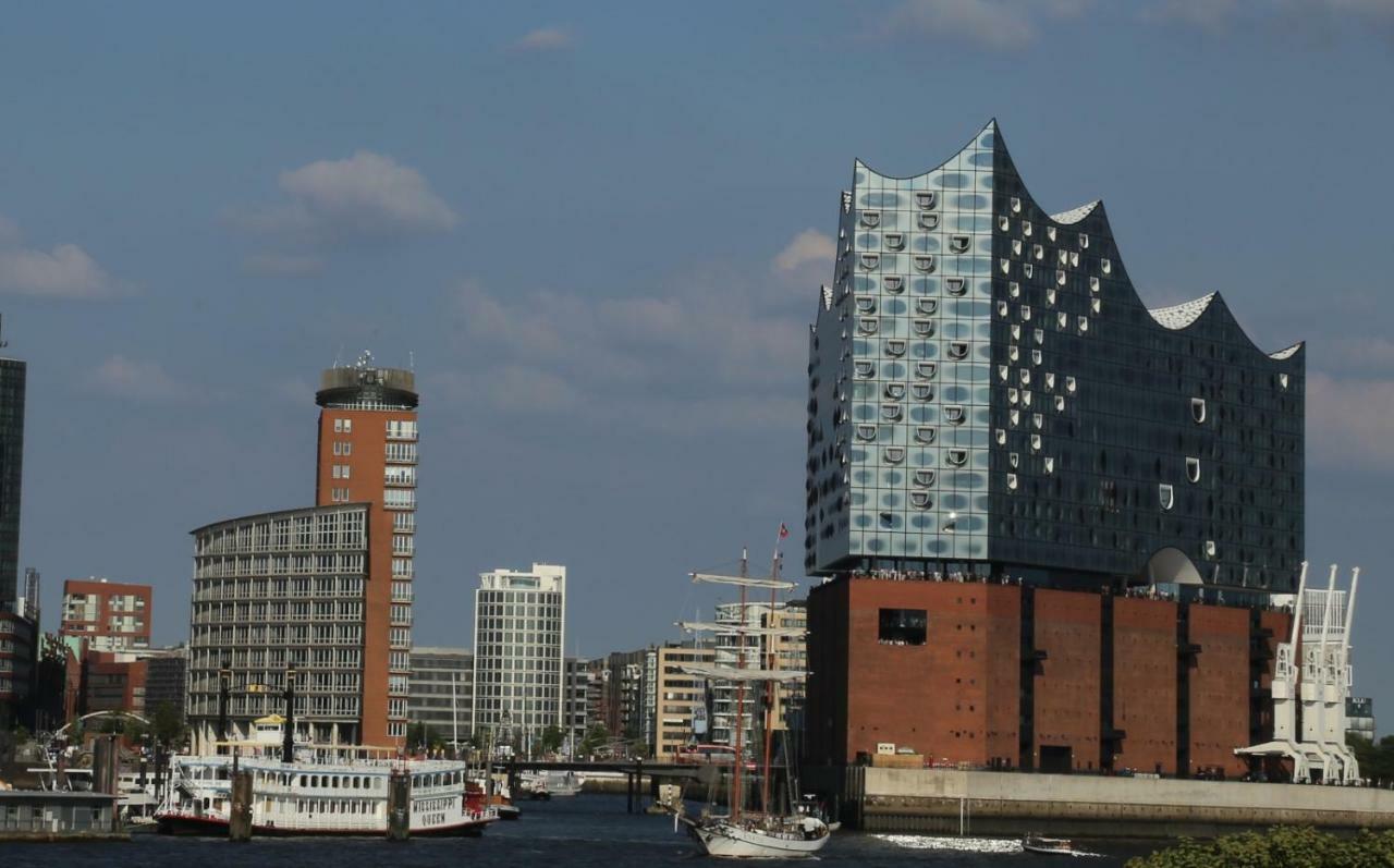 Segelschiff Loth Lorien Hotel Hamburgo Exterior foto