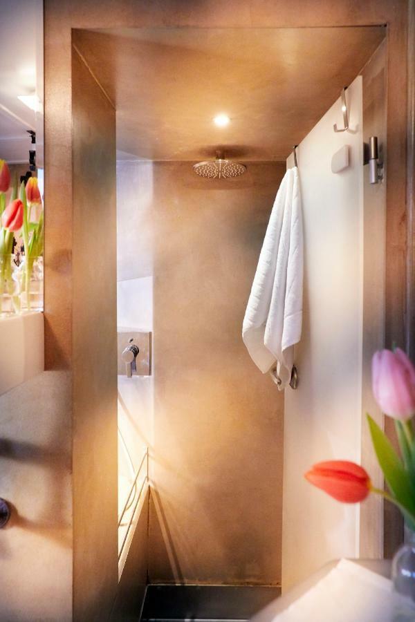 Segelschiff Loth Lorien Hotel Hamburgo Exterior foto