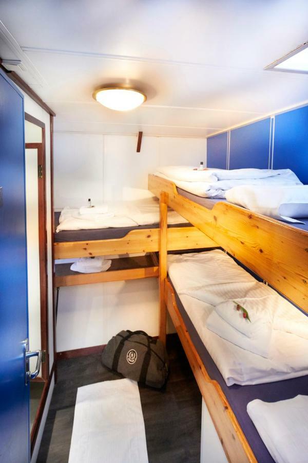 Segelschiff Loth Lorien Hotel Hamburgo Exterior foto
