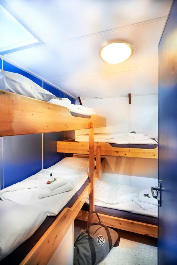 Segelschiff Loth Lorien Hotel Hamburgo Exterior foto