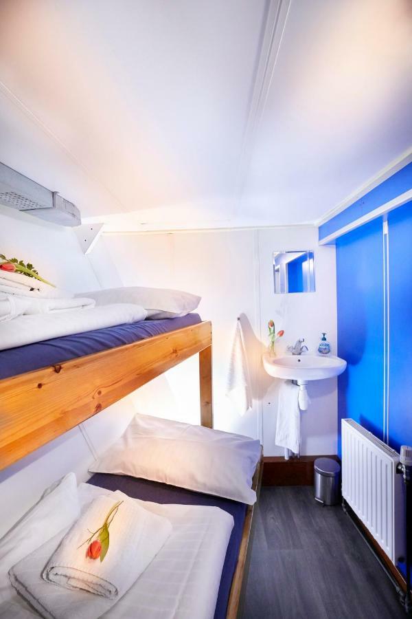Segelschiff Loth Lorien Hotel Hamburgo Exterior foto